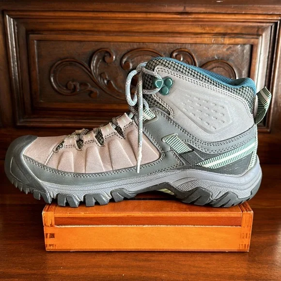 KEEN Women's Targhee Waterproof High Rise Hiking Shoe’s ~ 9.5 - Picture 7 of 13